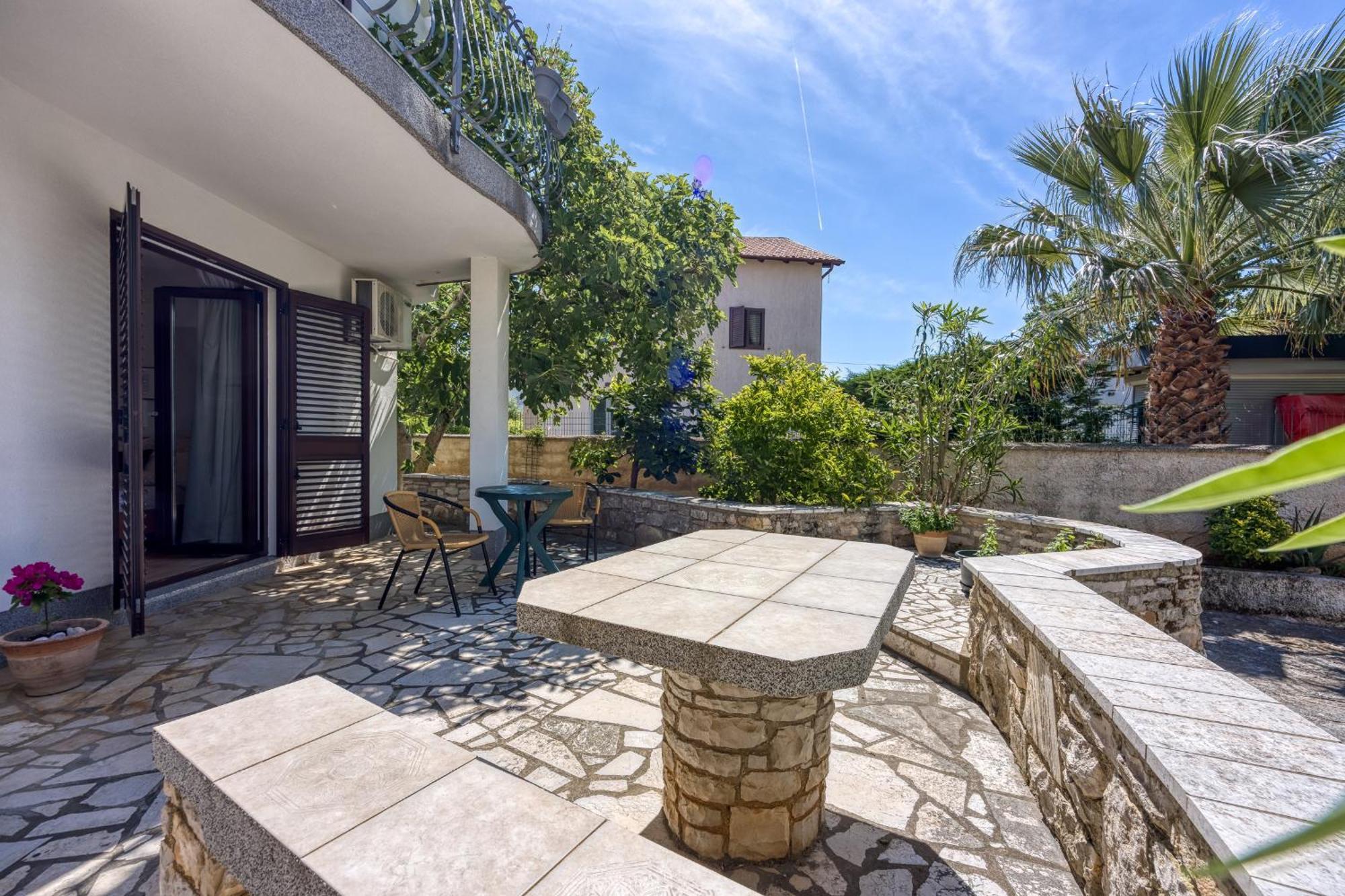 Guest House Jolanda Medulin Exterior photo